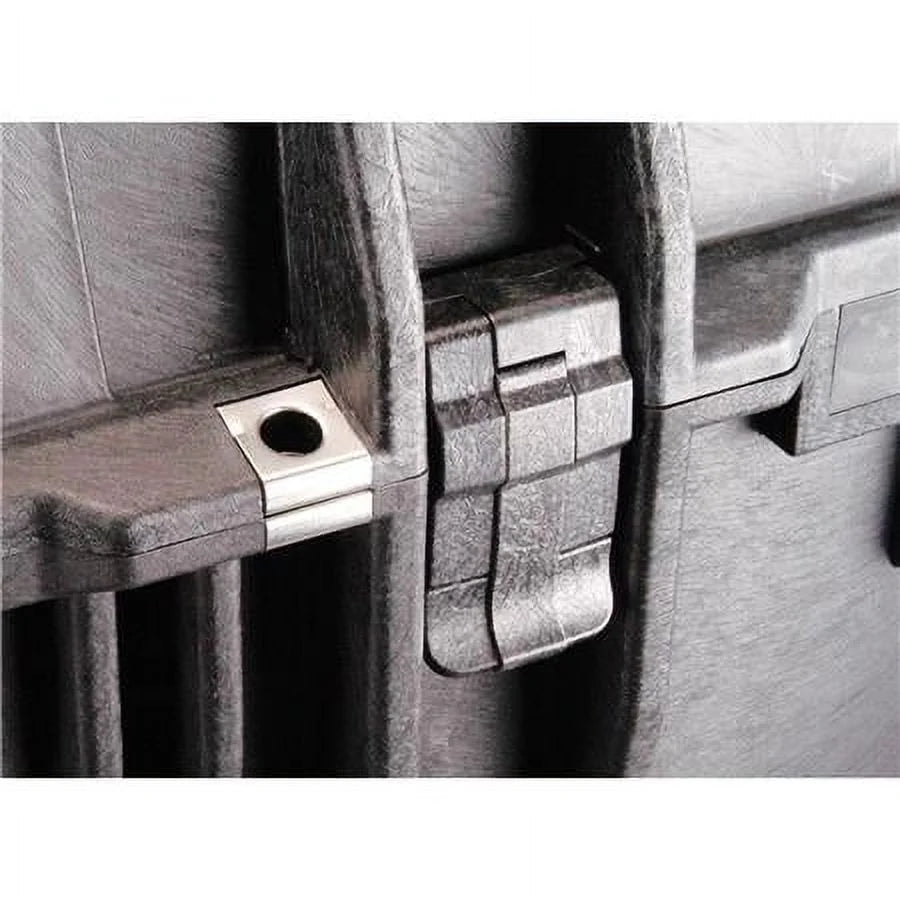 Watertight Hard Case with Cubed Foam & Wheels - Black E7335