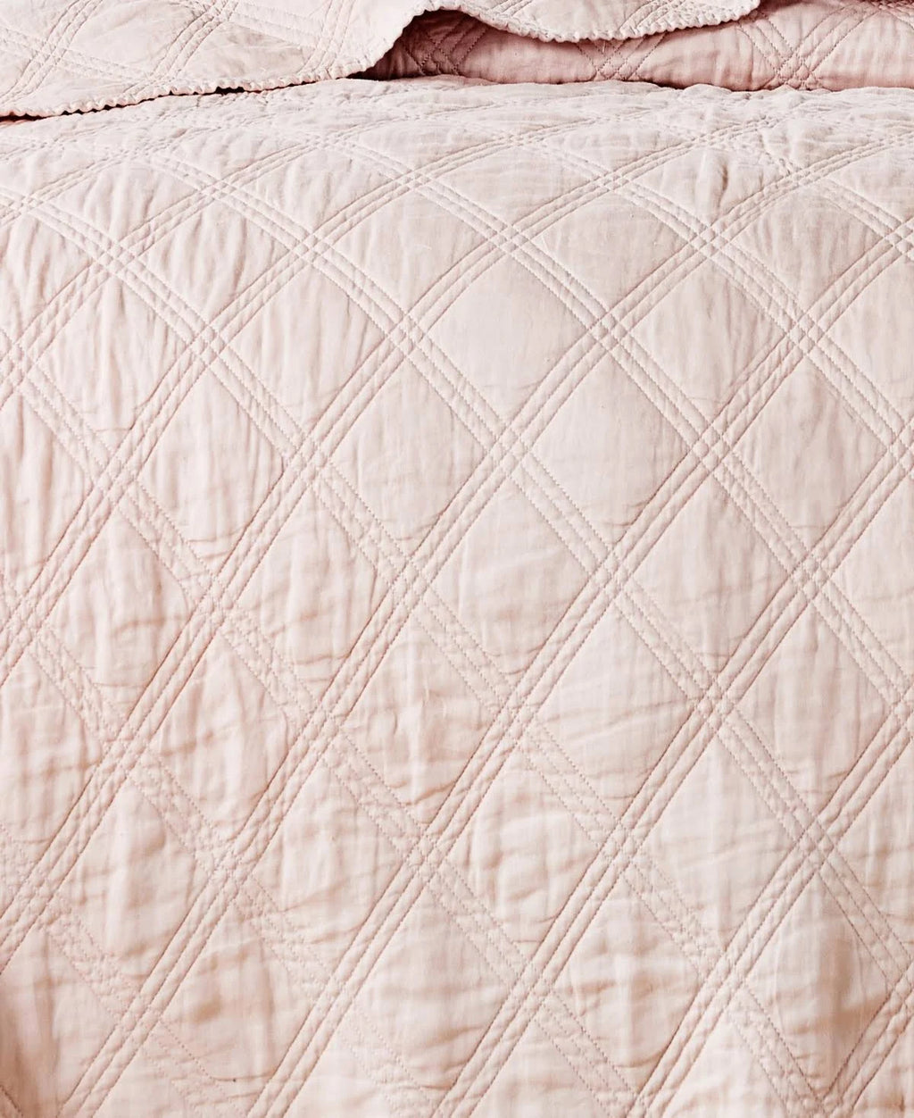 Charcoal Washed Linen Quilt King D330766
