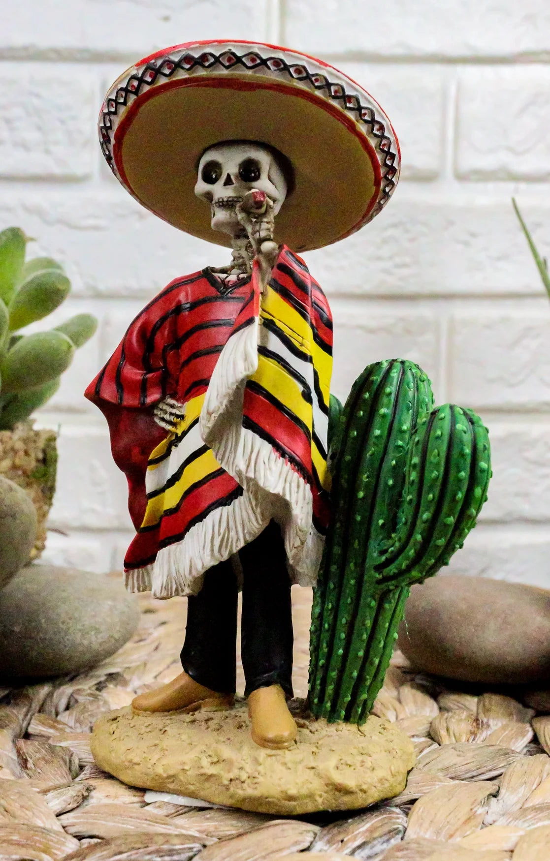 Skeleton Statue with Poncho Sombrero Cigar M158