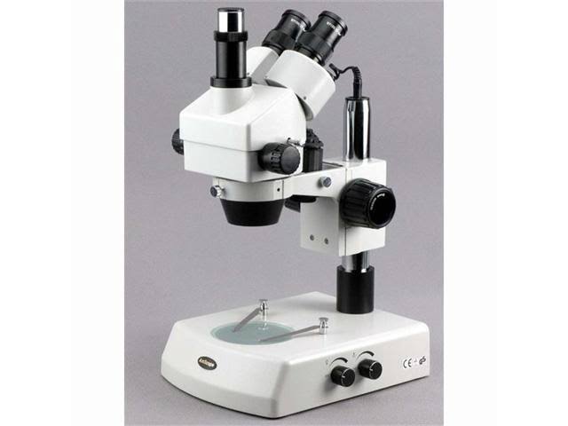 3.5X-90X Stereo Zoom Microscope with Dual Halogen Lights and 10MP Camera B35687