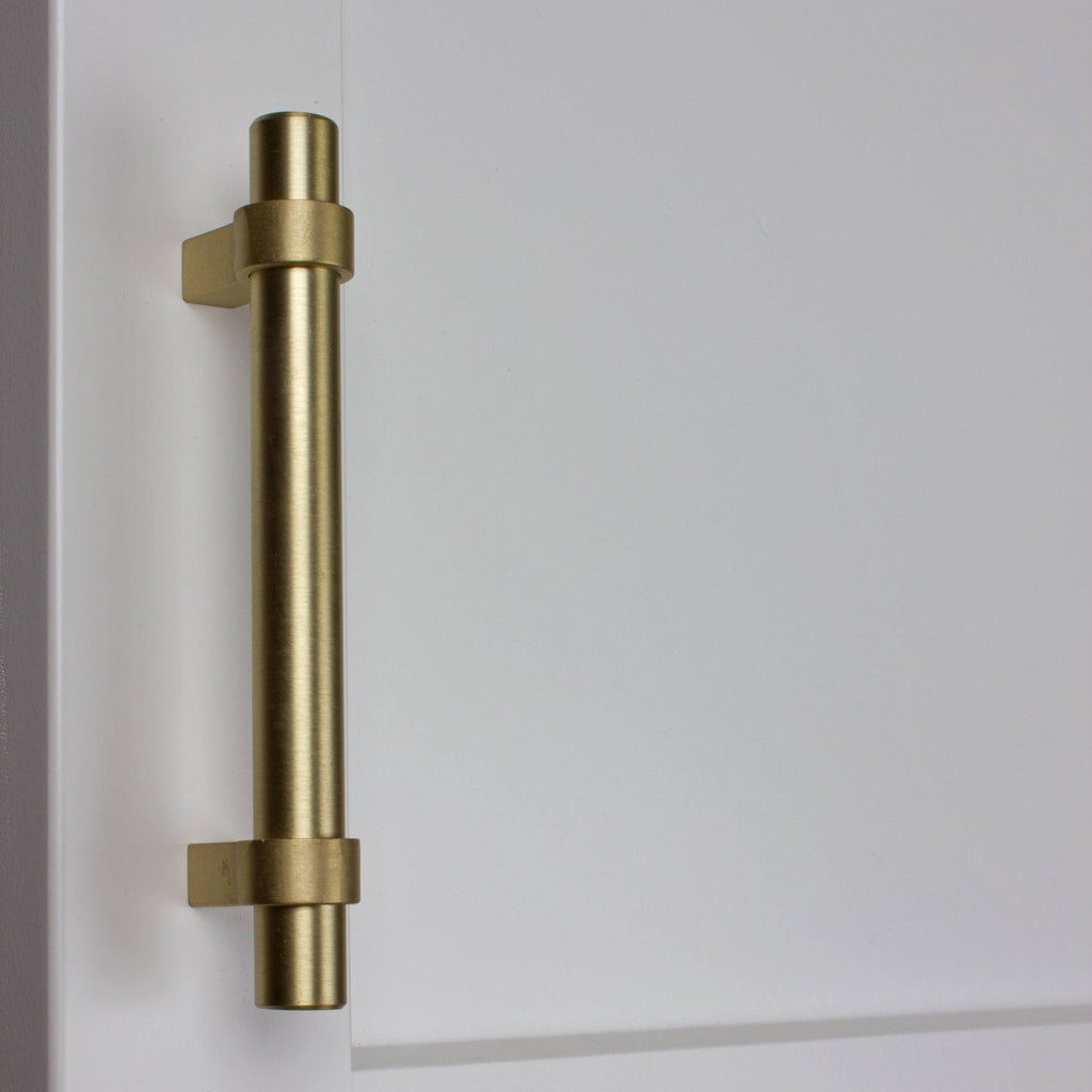 3.75-Inch Solid Oil Satin Gold Euro Bar Pulls (Pack of 25) A530346
