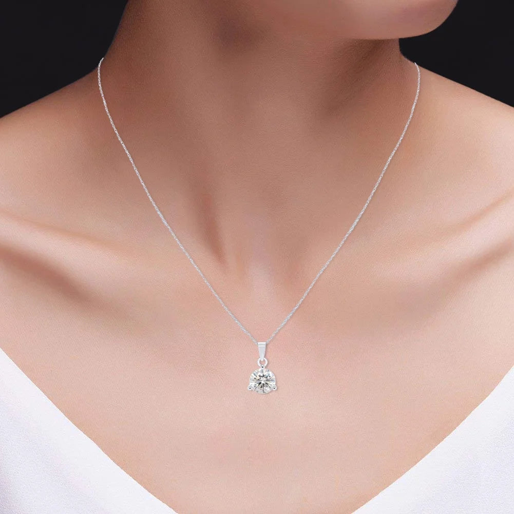 2CT Moissanite Pendant Necklace 18K White Gold Plated Silver D Color Ideal Cut Q880