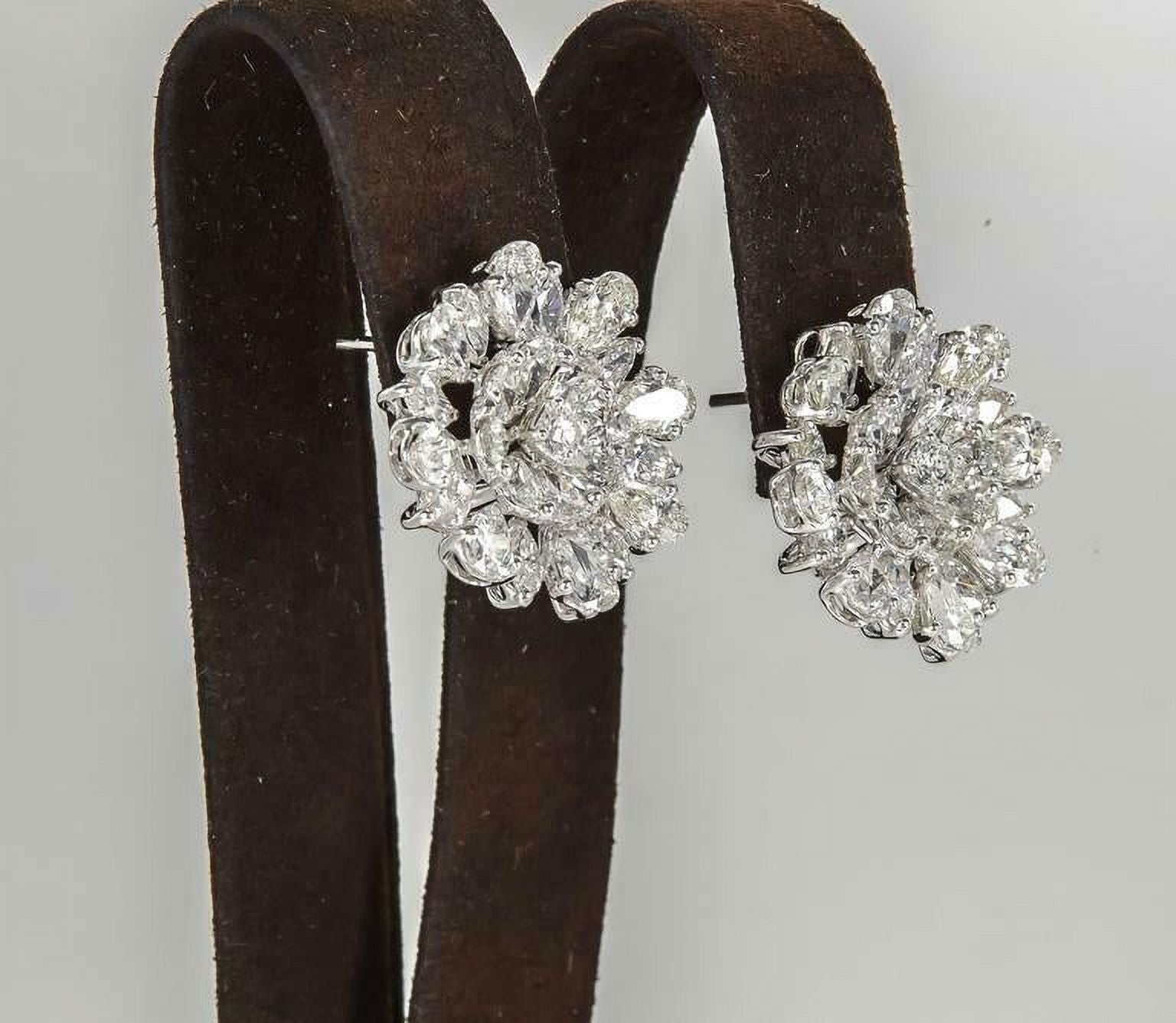 Platinum Button Earrings N4503