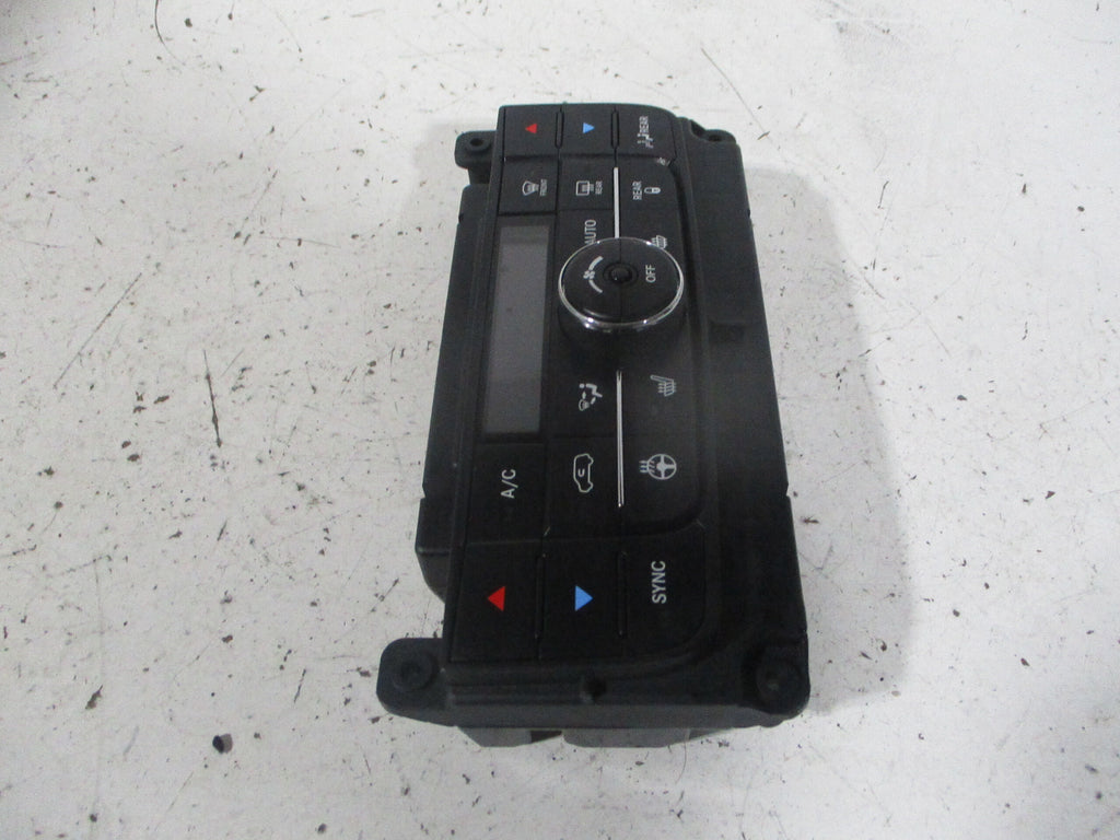Front Dash Mounted AC Heater Temperature Control W641