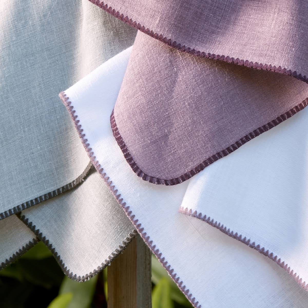 Opal Tablecloth M678184