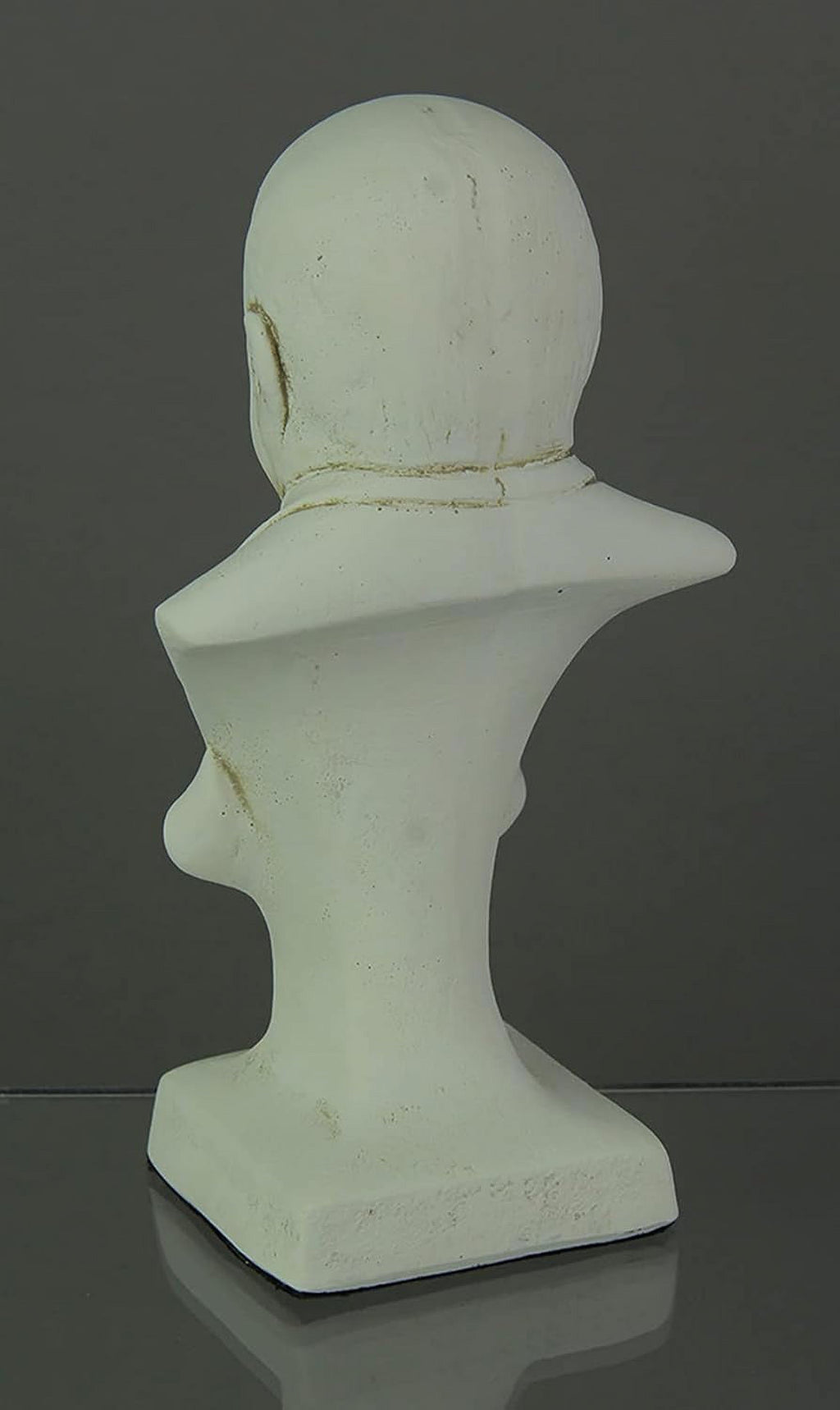 White Finish Churchill Bust Statue P5404