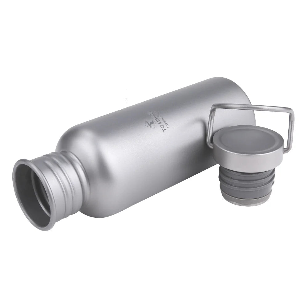 600ml Full Titanium Water Bottle with Silicone Seal A53310