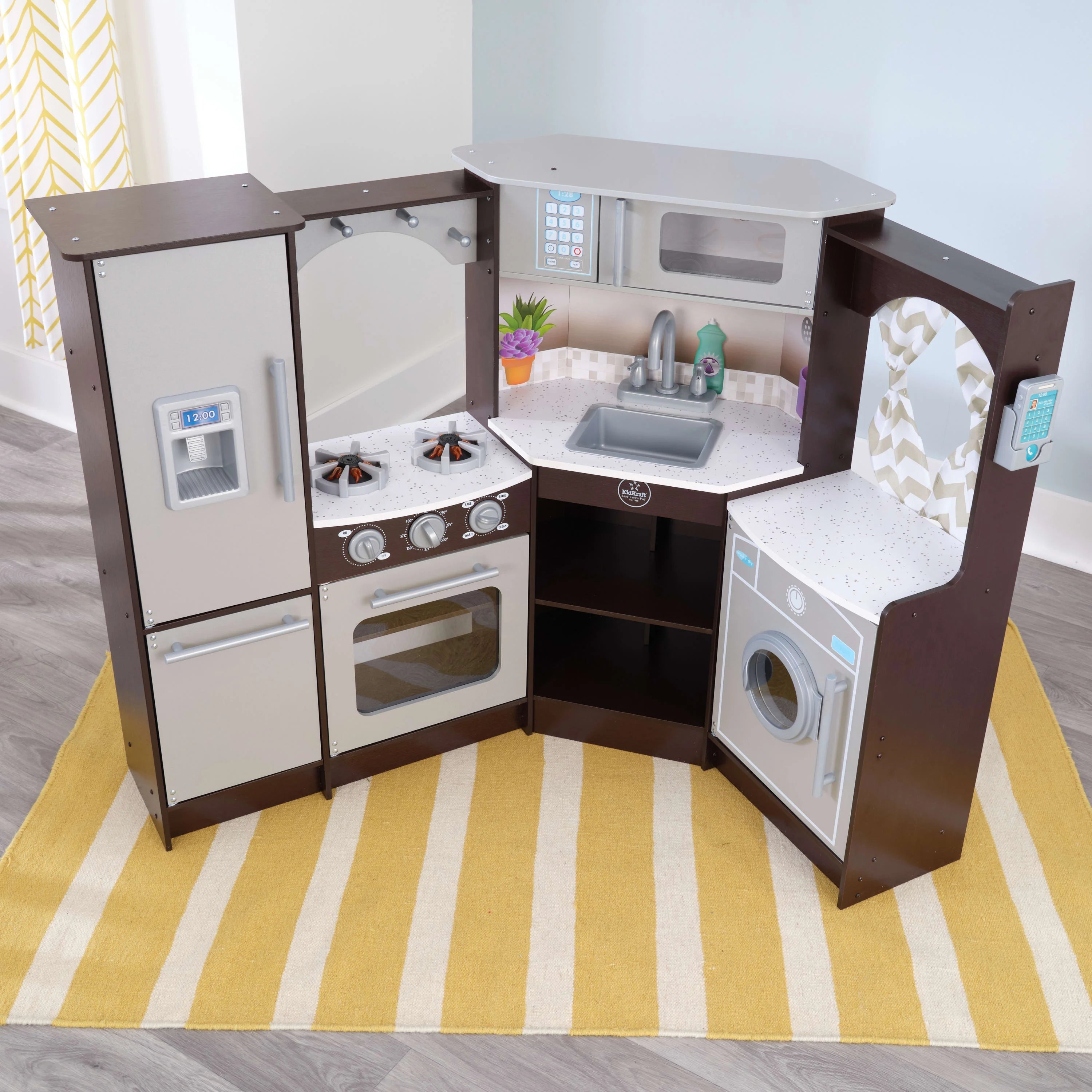 Espresso Corner Play Kitchen with Lights & Sounds P98362